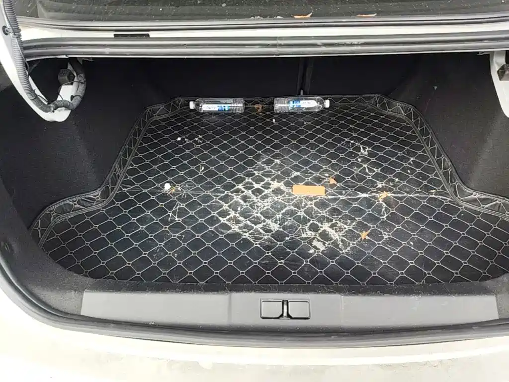 Peugeot 408 — миниатюра 18