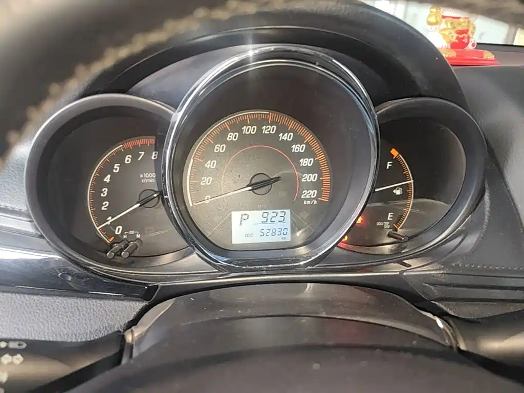 Toyota Yaris L — миниатюра 12