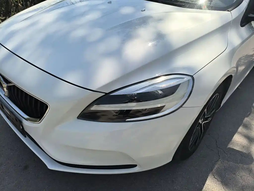 Volvo V40 — миниатюра 24