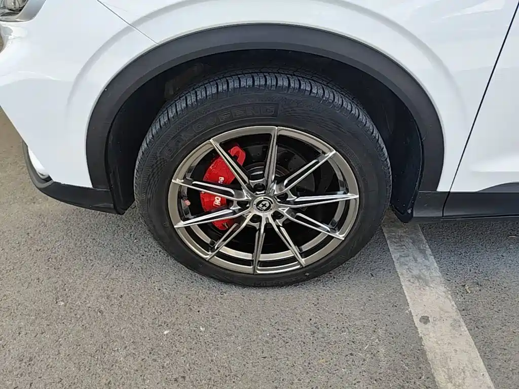 Geely Binyue — миниатюра 23