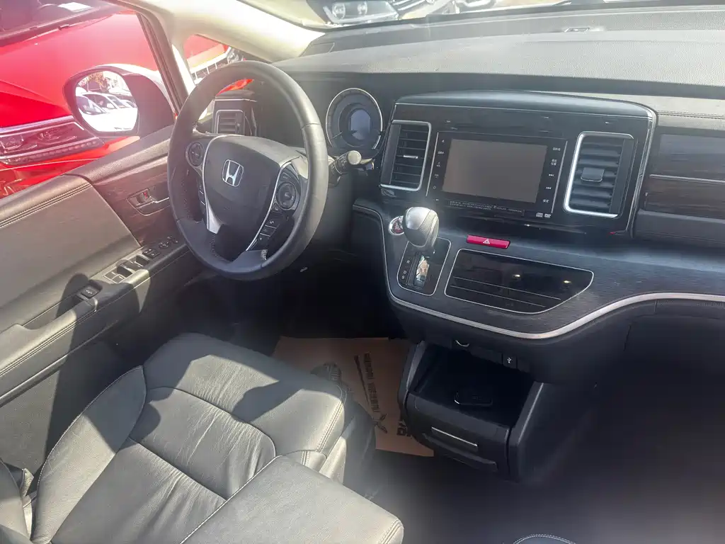 Honda Elysion — миниатюра 5