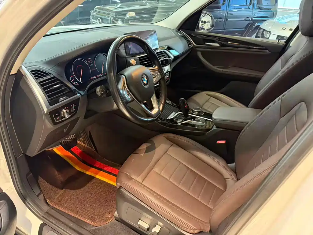 BMW X3 — миниатюра 7