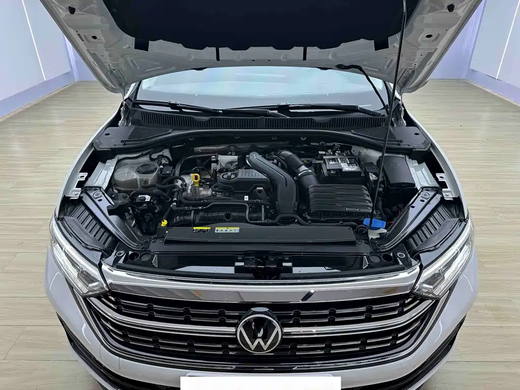 Volkswagen Sagitar — миниатюра 7