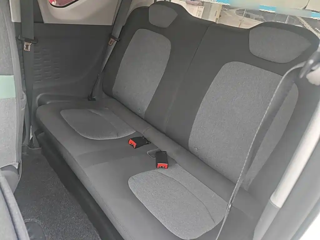 Wuling MINIEV — миниатюра 17
