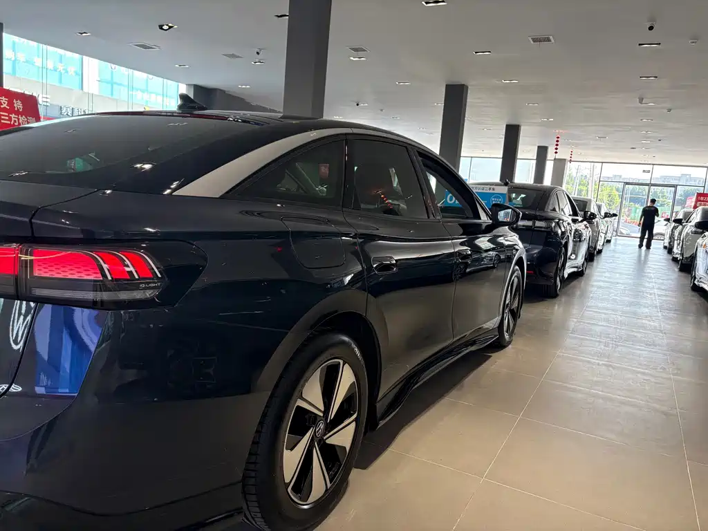 Volkswagen ID.7 VIZZION — миниатюра 17