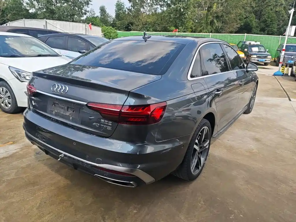 Audi A4L — миниатюра 7