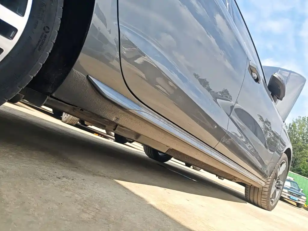 Audi A4L — миниатюра 21