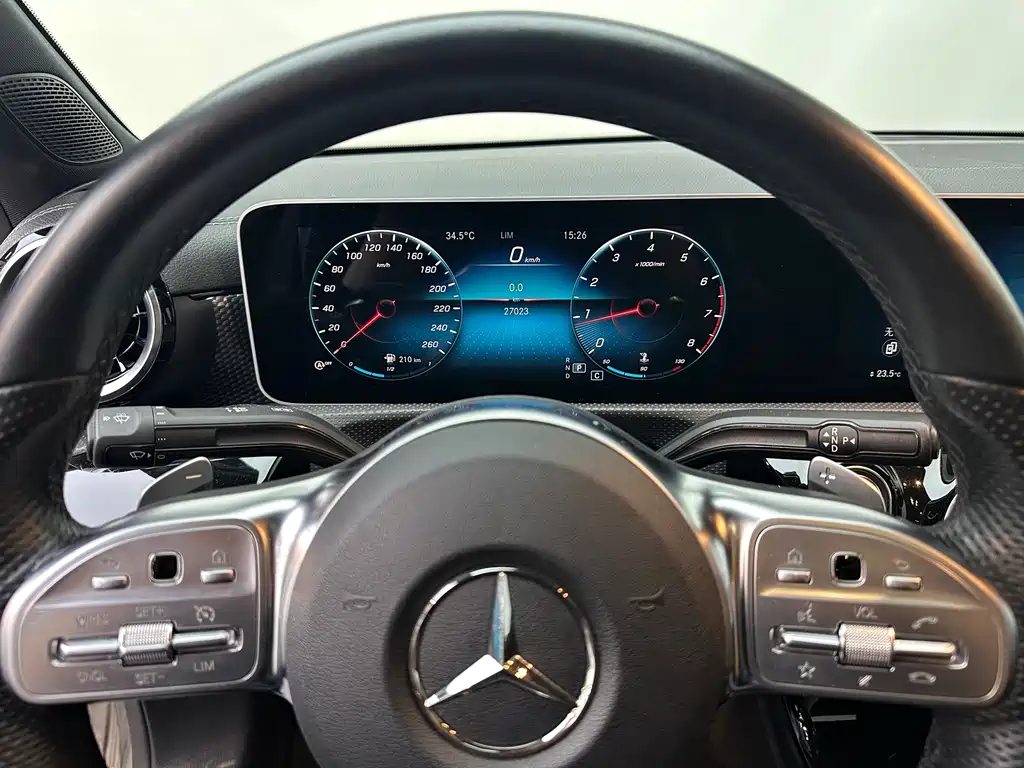 Mercedes-Benz A-Class — миниатюра 3