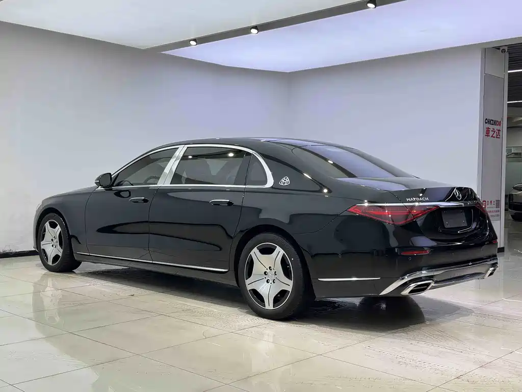 Mercedes-Benz S-Class — миниатюра 14