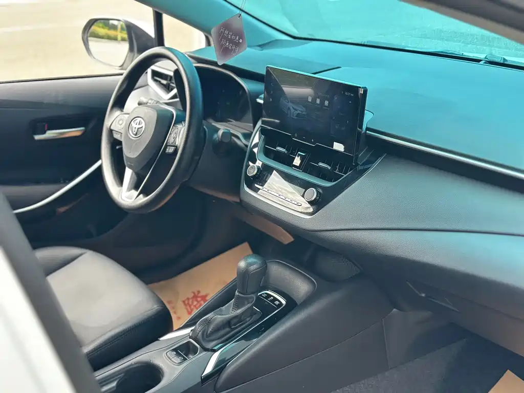 Toyota Corolla — миниатюра 7