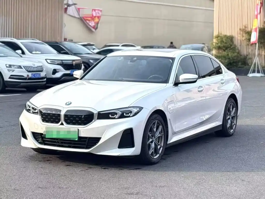 BMW i3 2024