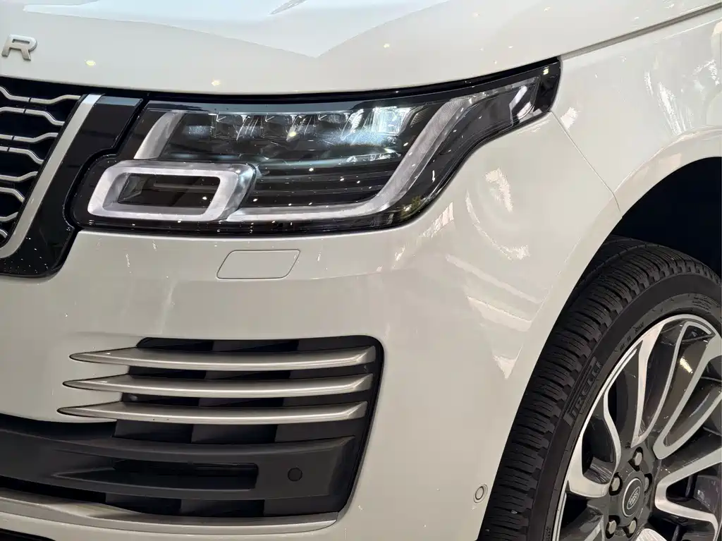 Land Rover Range Rover — миниатюра 25