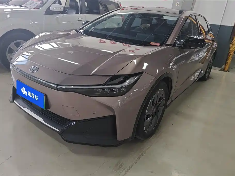 Toyota bZ3 2023