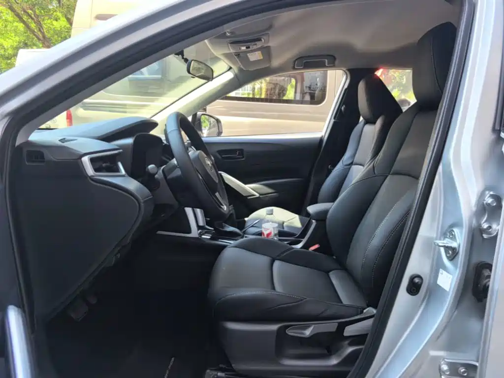 Toyota Frontlander — миниатюра 15