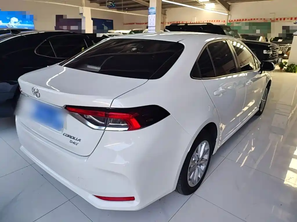Toyota Corolla — миниатюра 7