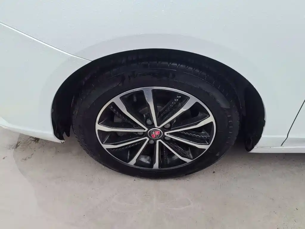 Roewe i5 — миниатюра 23