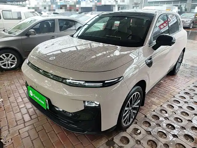 2026 Leapmotor B10