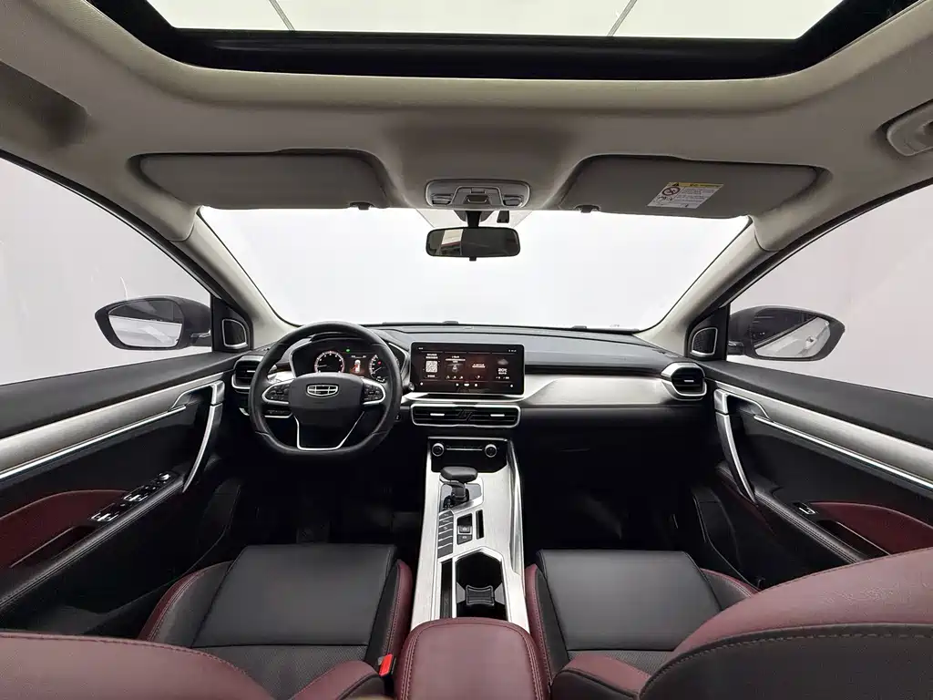 Geely Binyue — миниатюра 10