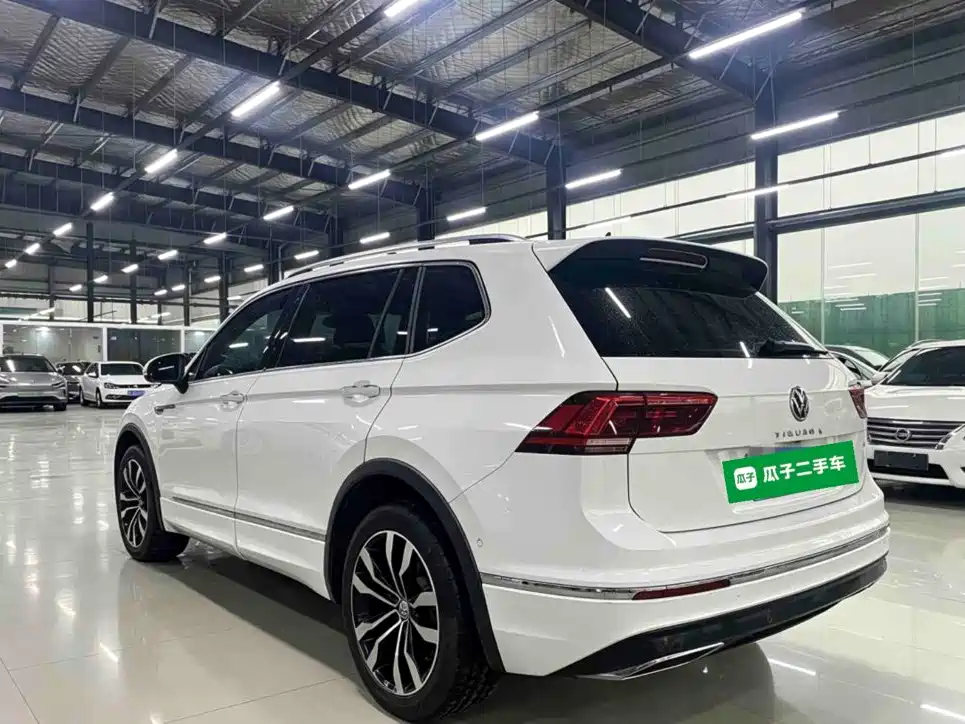 Volkswagen Tiguan L — миниатюра 5