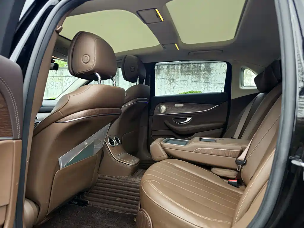 Mercedes-Benz E-Class E 2021 E 260 L Sport