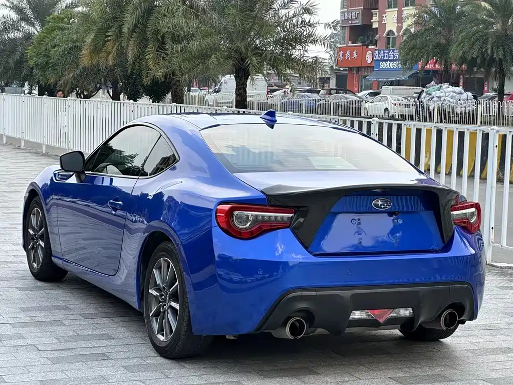 Subaru BRZ — миниатюра 9