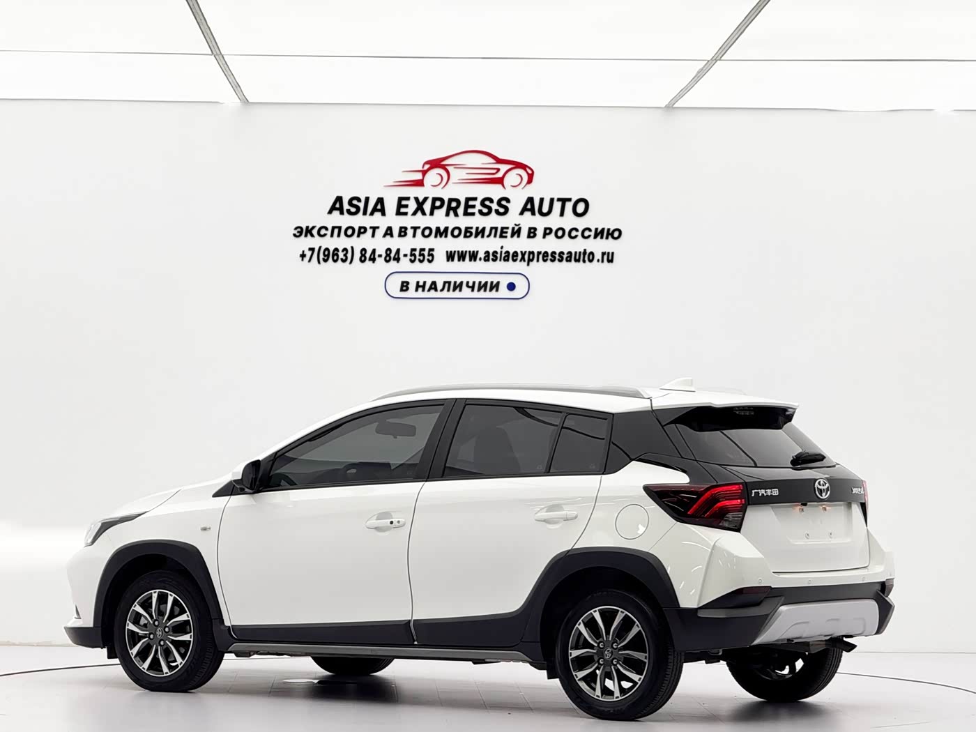 Toyota YARiS L Zhi Xuan 1.5 л 2022 г. Белый, пробег 28000 км