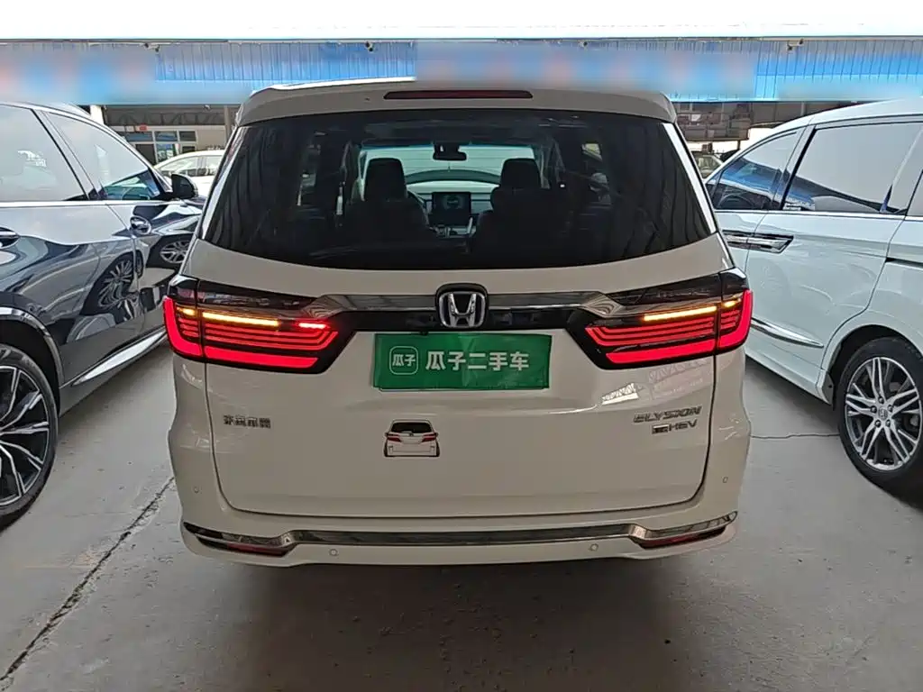 Honda Elysion — миниатюра 6