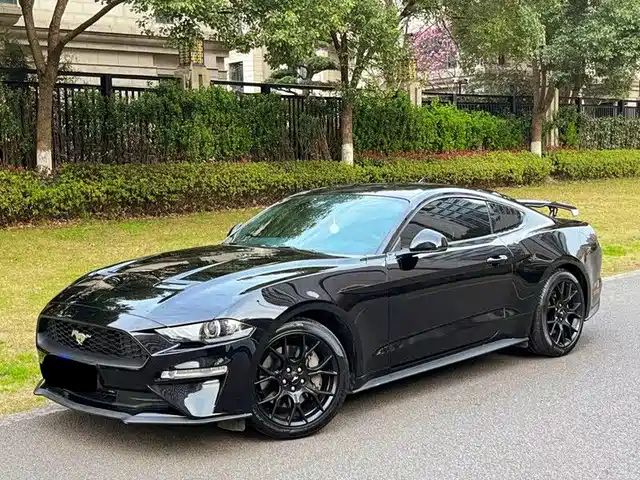 FORD MUSTANG 2018