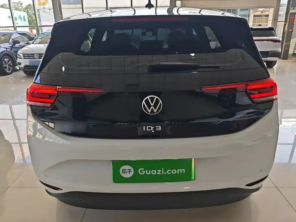 Volkswagen ID.3 — миниатюра 6