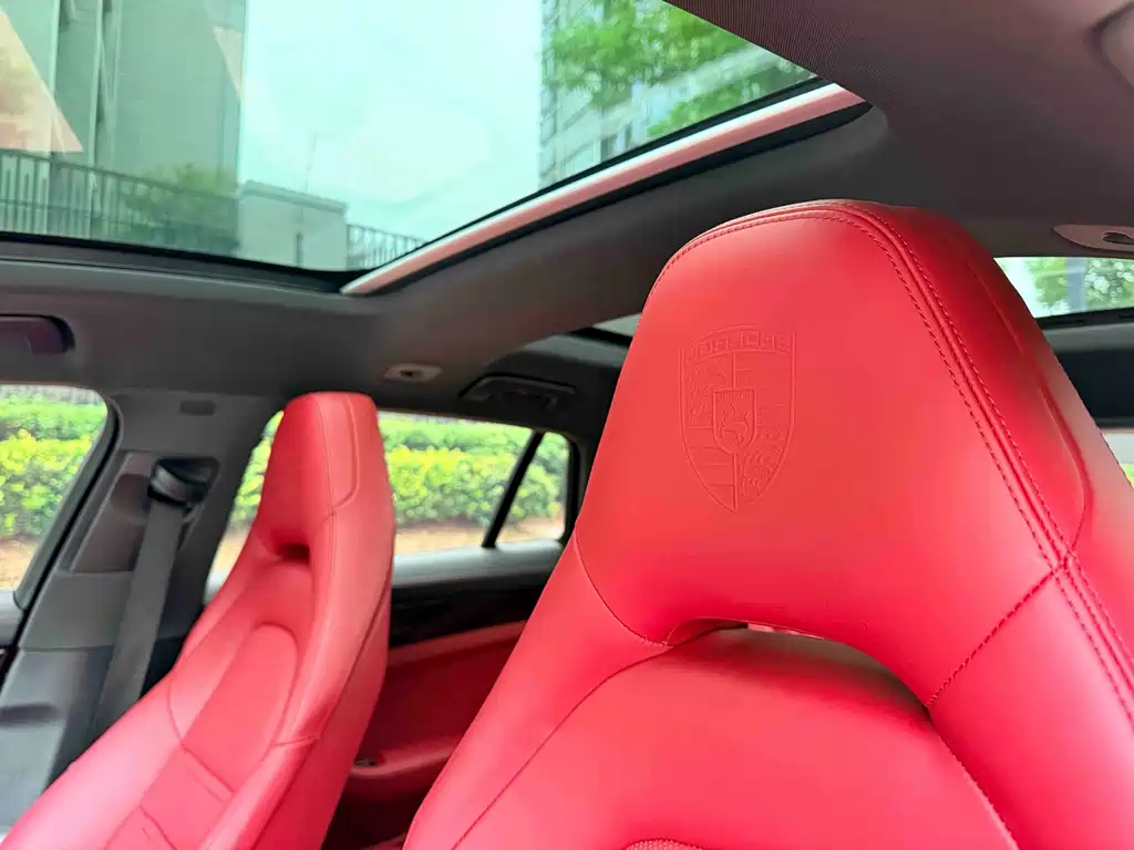 Porsche Panamera — миниатюра 5