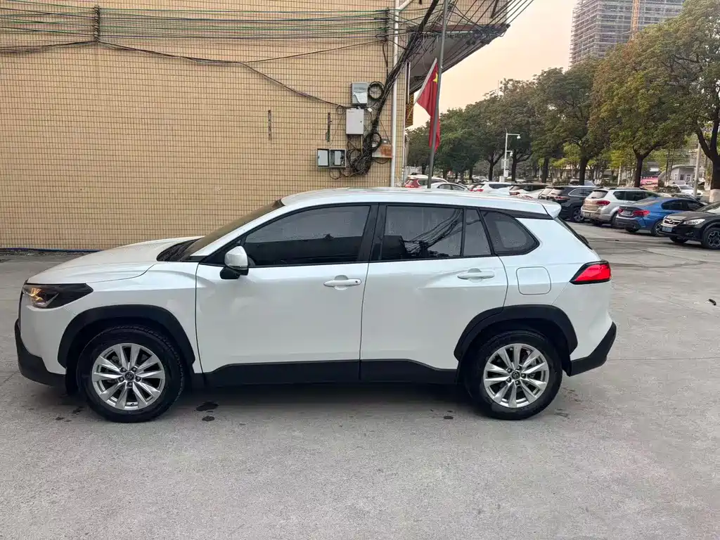 TOYOTA COROLLA SHARP AMPLIFIER