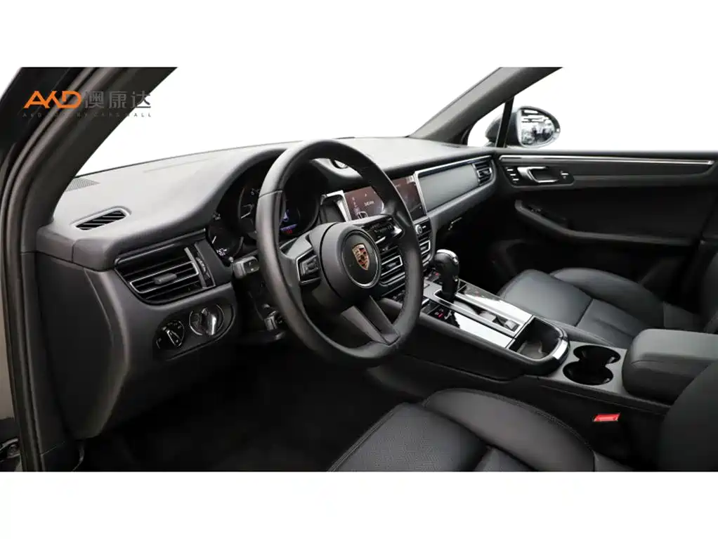 Porsche Macan — миниатюра 6