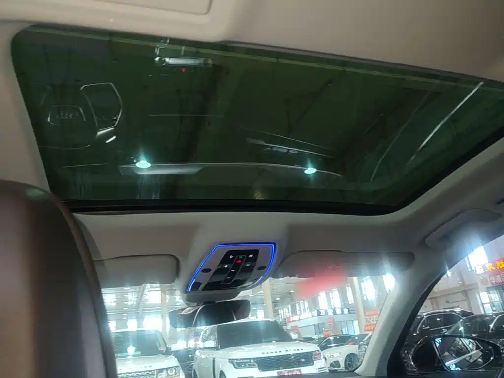 Audi A8 — миниатюра 18