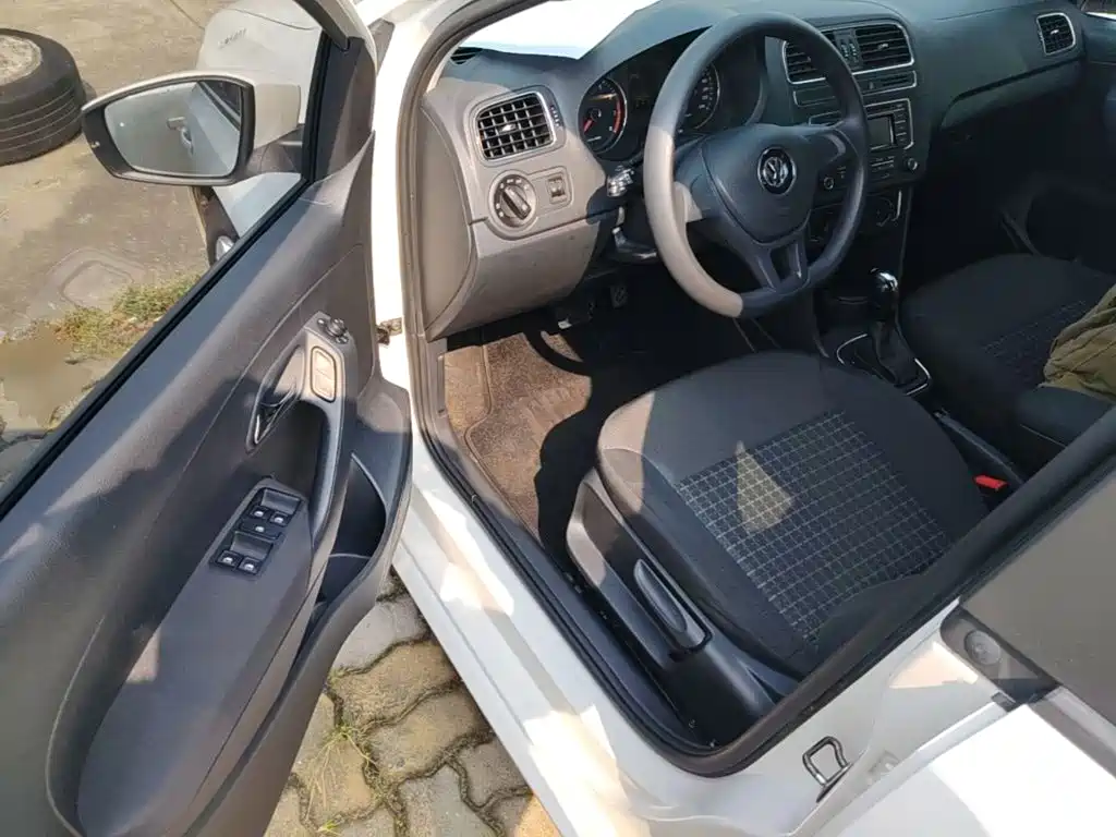Volkswagen Polo — миниатюра 16