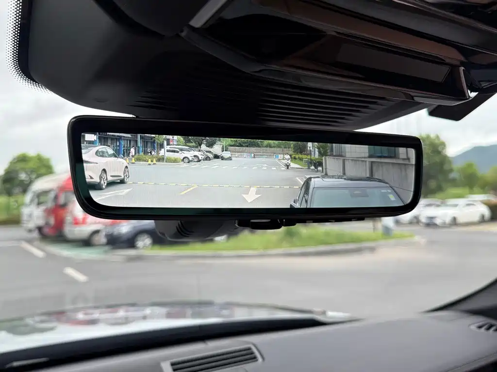 Land Rover Sport — миниатюра 16