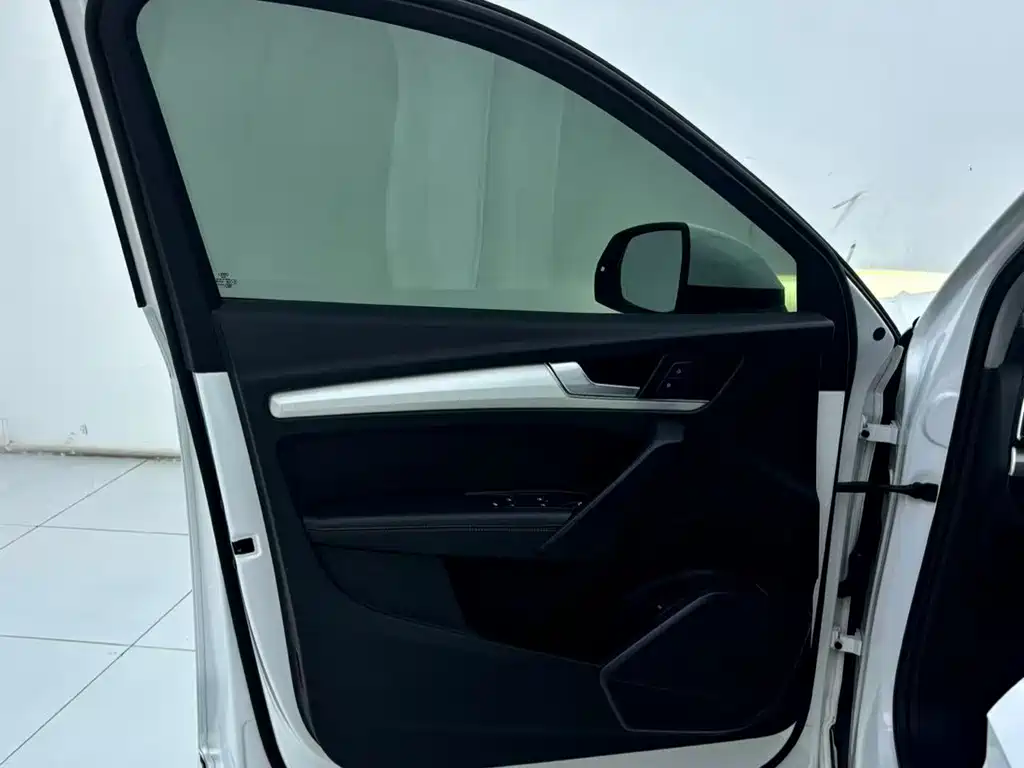 Audi Q5L — миниатюра 17