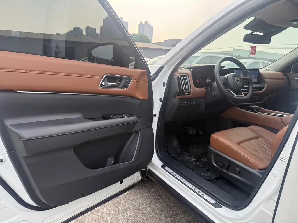 Nissan Teramont — миниатюра 4