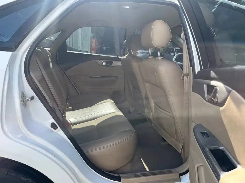 Buick Excelle — миниатюра 17