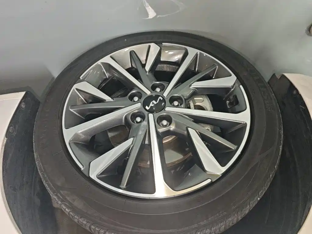 Kia K3 — миниатюра 23