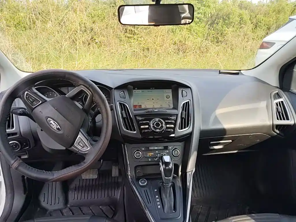 Ford Focus — миниатюра 12