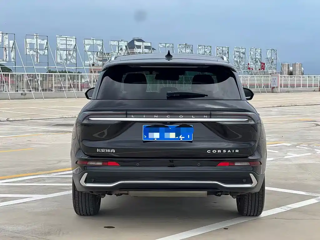 Lincoln Corsair — миниатюра 11