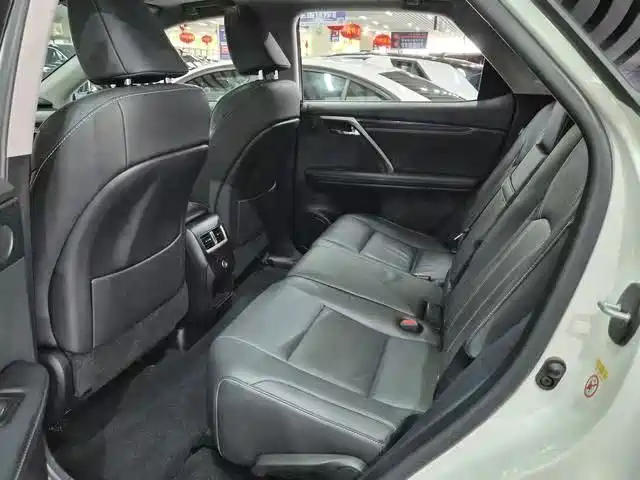 Lexus RX — миниатюра 8