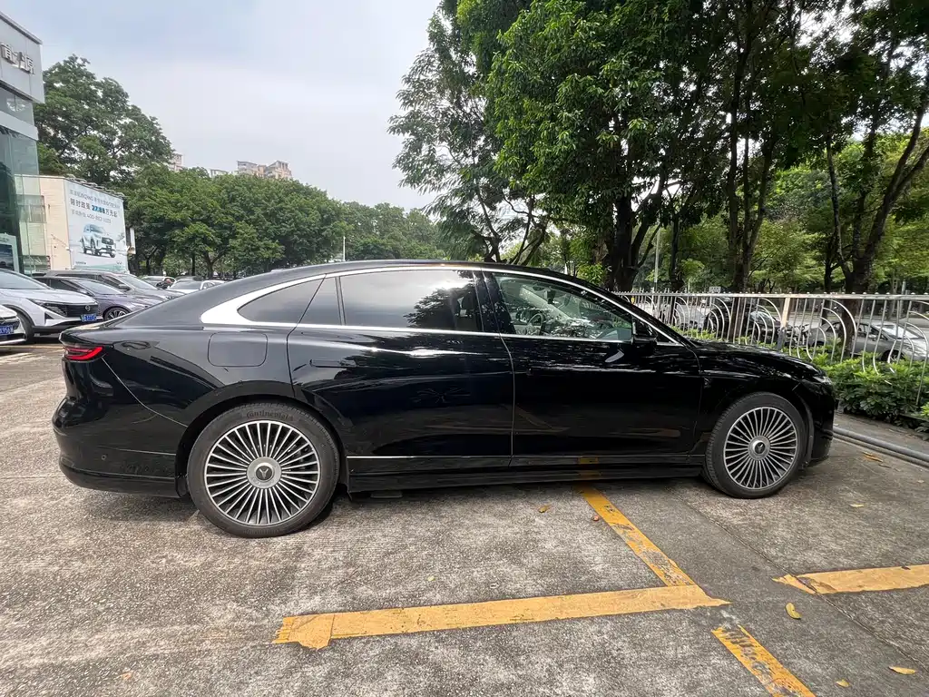Voyah Passion L L 2026 Ultra