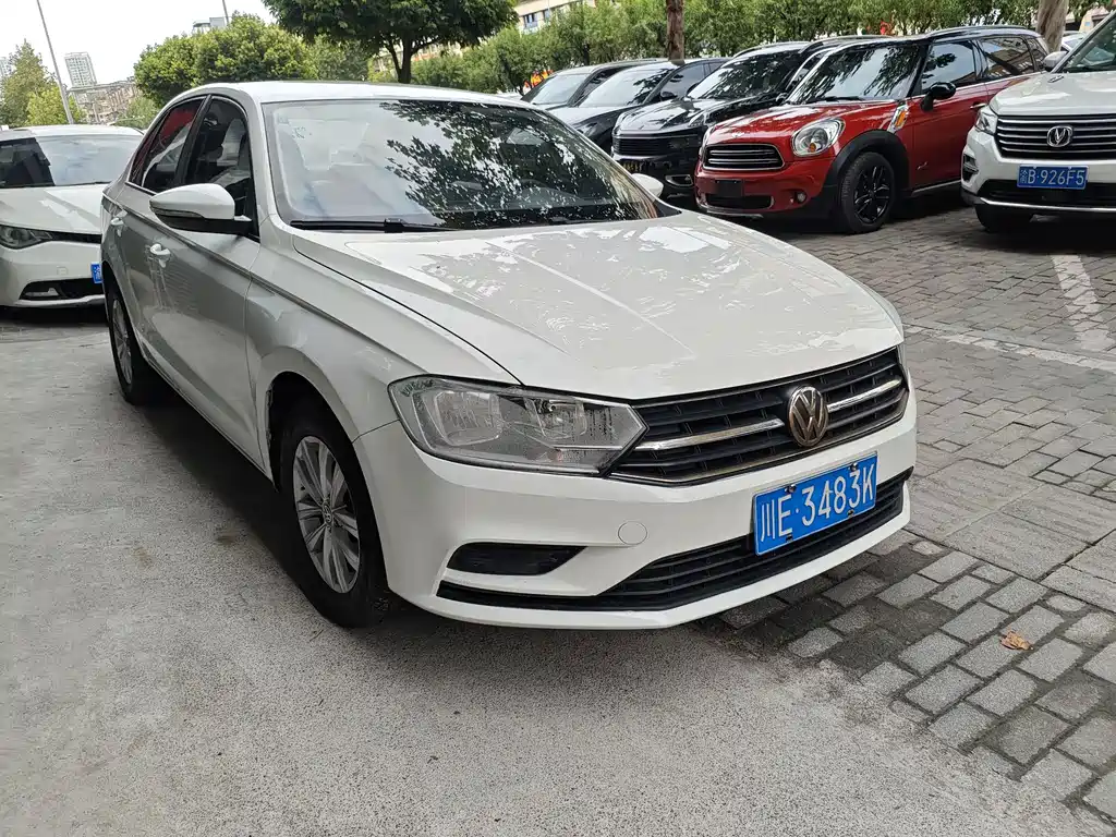 Volkswagen Bora — миниатюра 2