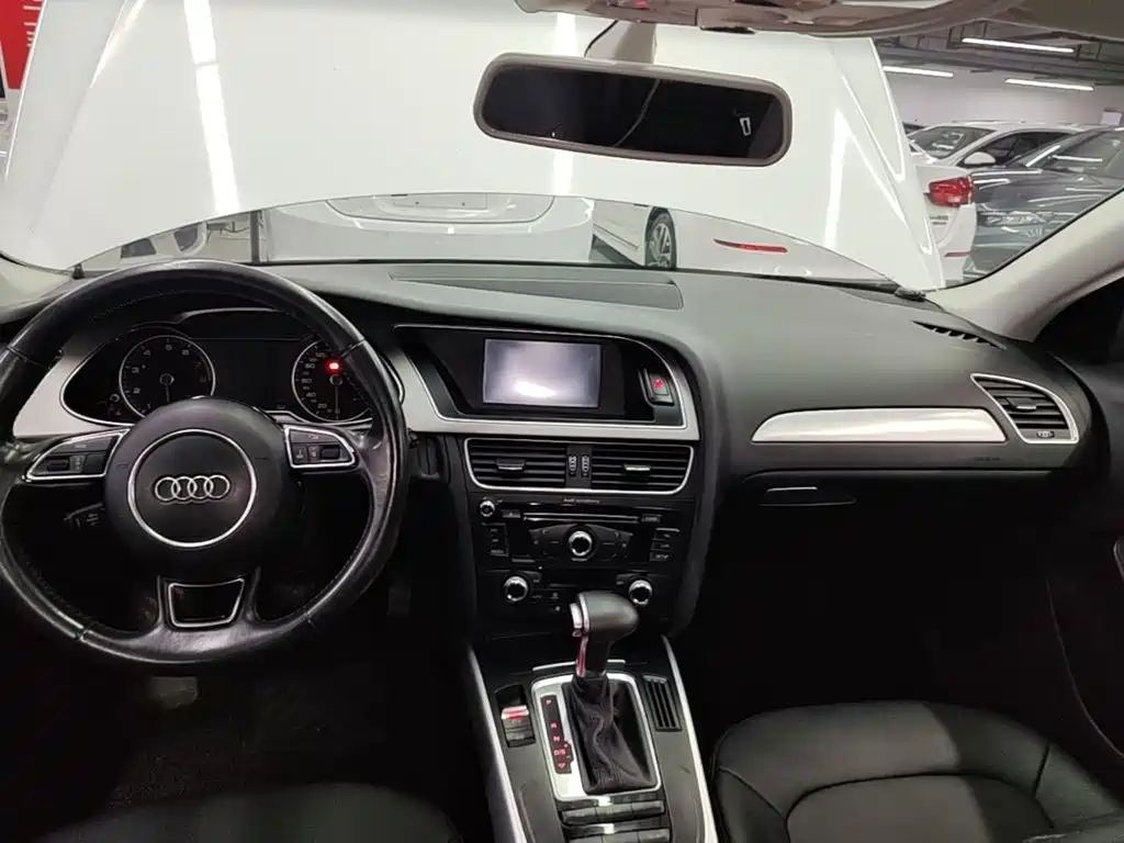 Audi A4L — миниатюра 13