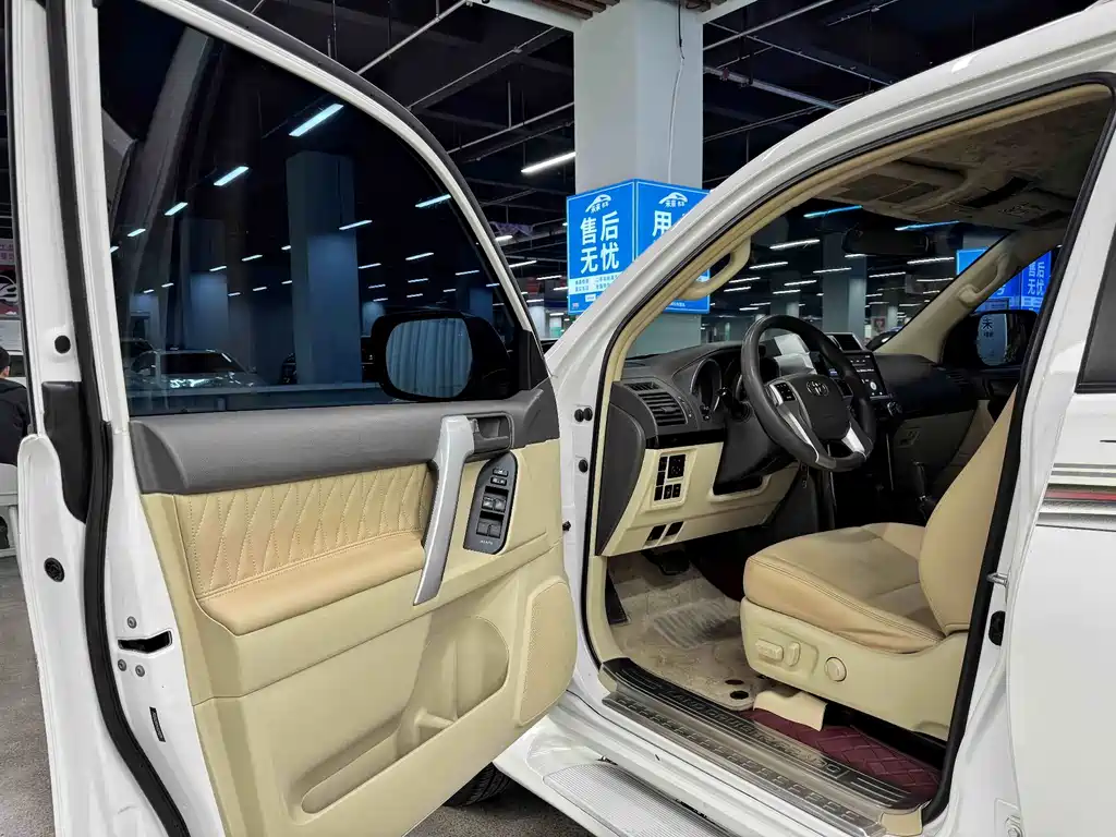 Toyota Prado (Import) — миниатюра 4