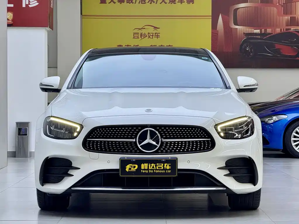 Mercedes-Benz E-Class — миниатюра 2
