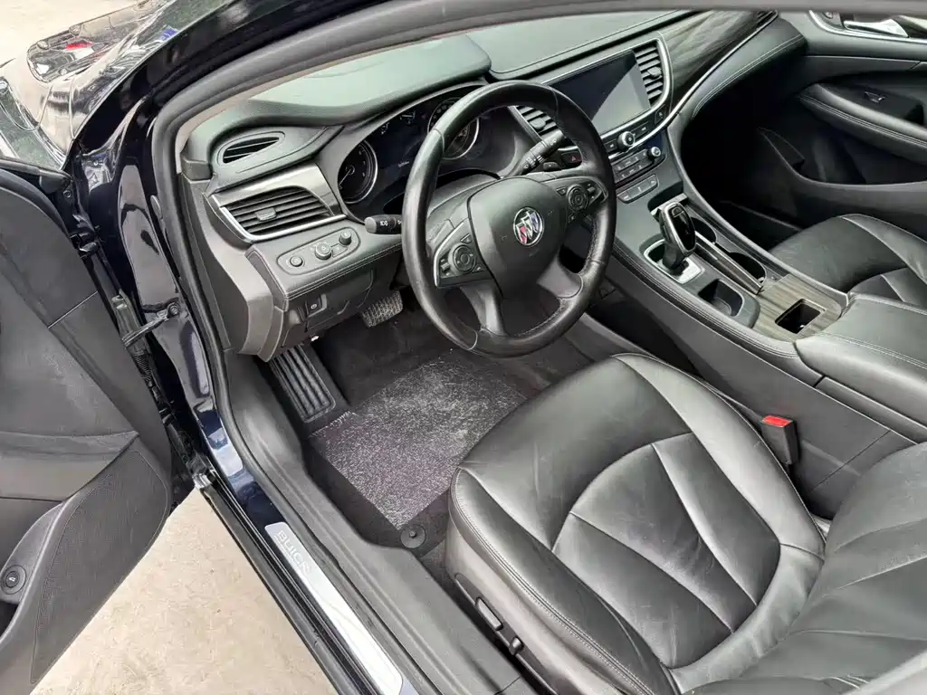 Buick LaCrosse 2021 652T Luxury