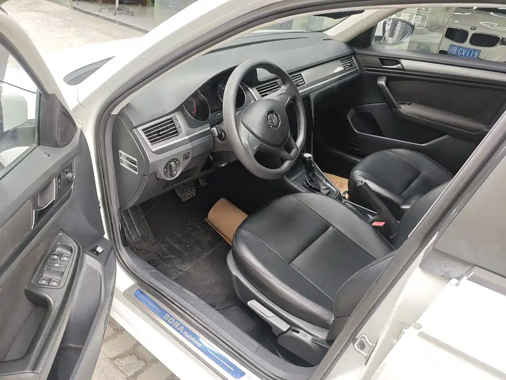 Volkswagen Bora — миниатюра 5