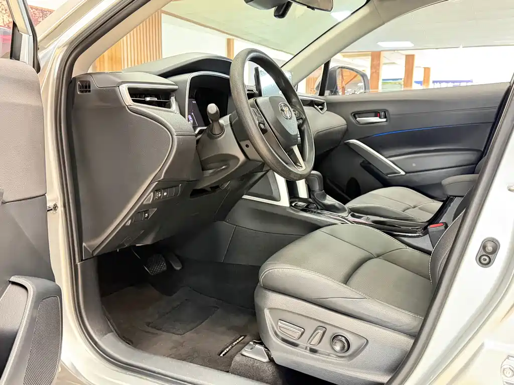 Toyota Frontlander — миниатюра 4